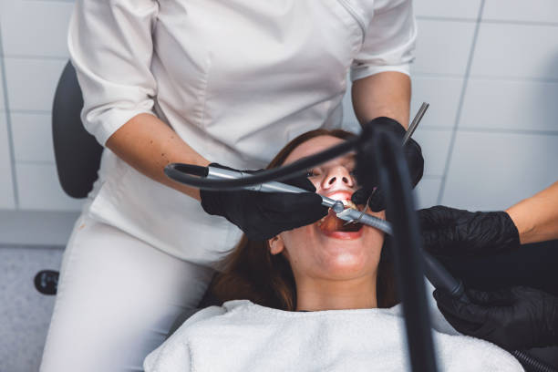 Best Emergency Dentist for Knocked-Out Tooth in Defuniak Springs, FL
